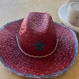 Sheriff straw hat for your kiddos ❤️